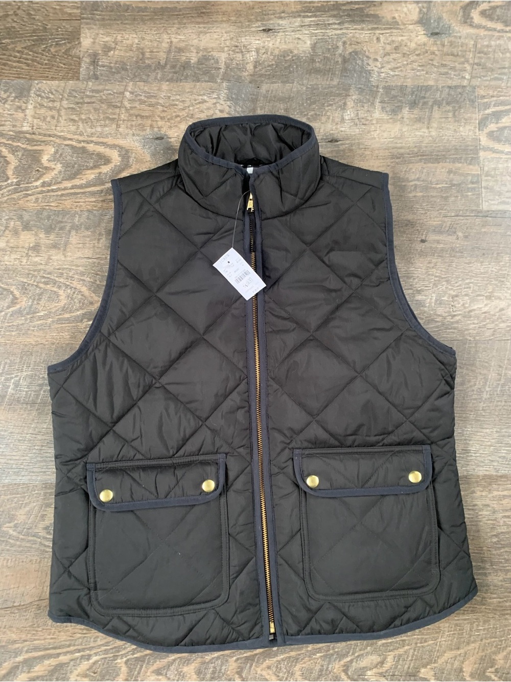 J.Crew Outdoorsy Quilted 100% Recycled Polyester Vest with Gold Snap Closure